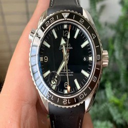 Planet Ocean 600M Co-Axial GMT 43.5mm VSF 1:1 Best Edition Black Dial Black Ceramic Bezel on Black Rubber Strap A8605 Super Clone
